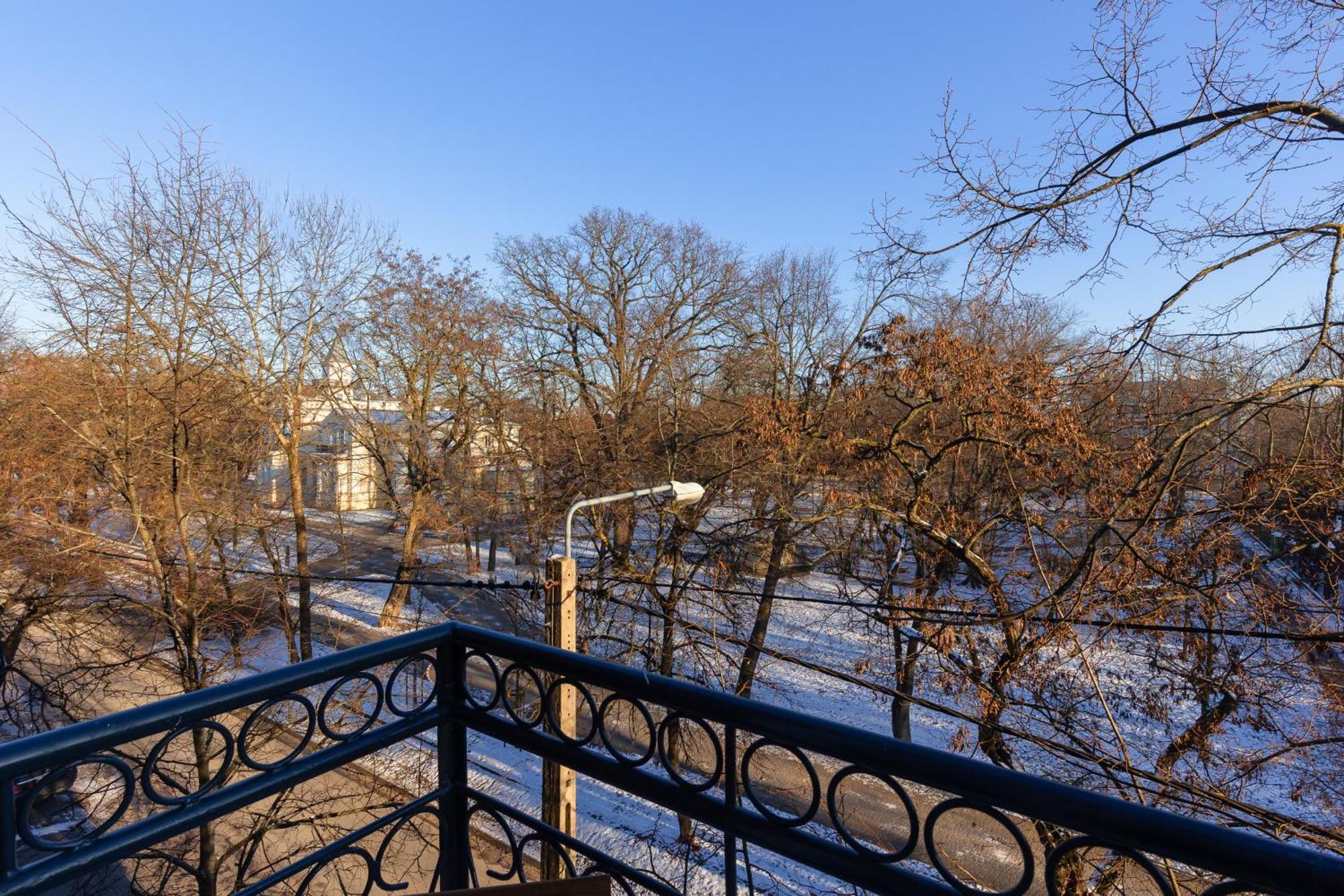 Warsaw Pruszkow Park View Comfortable Apartments By Noclegi Renters Exterior photo